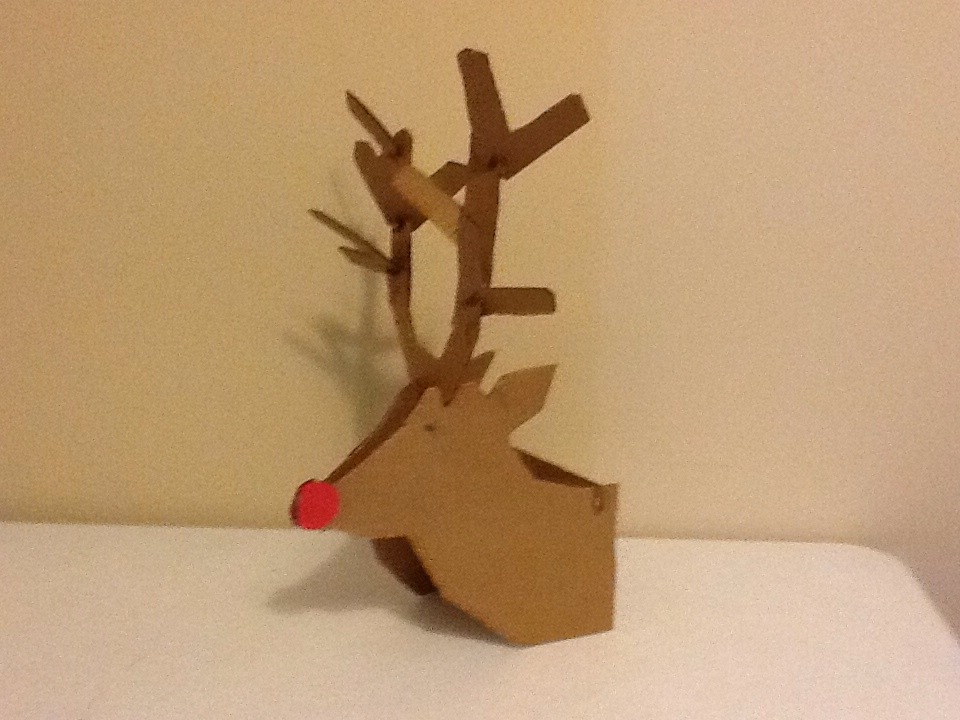Cardboard reindeer DIY