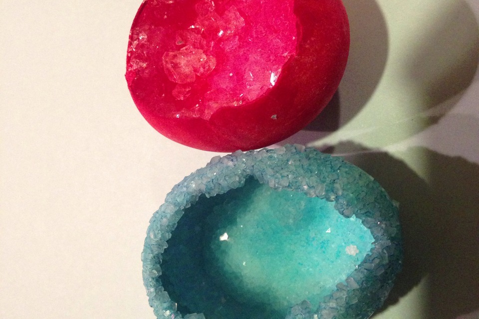 Crystal Egg Geodes Alum and Borax DIY
