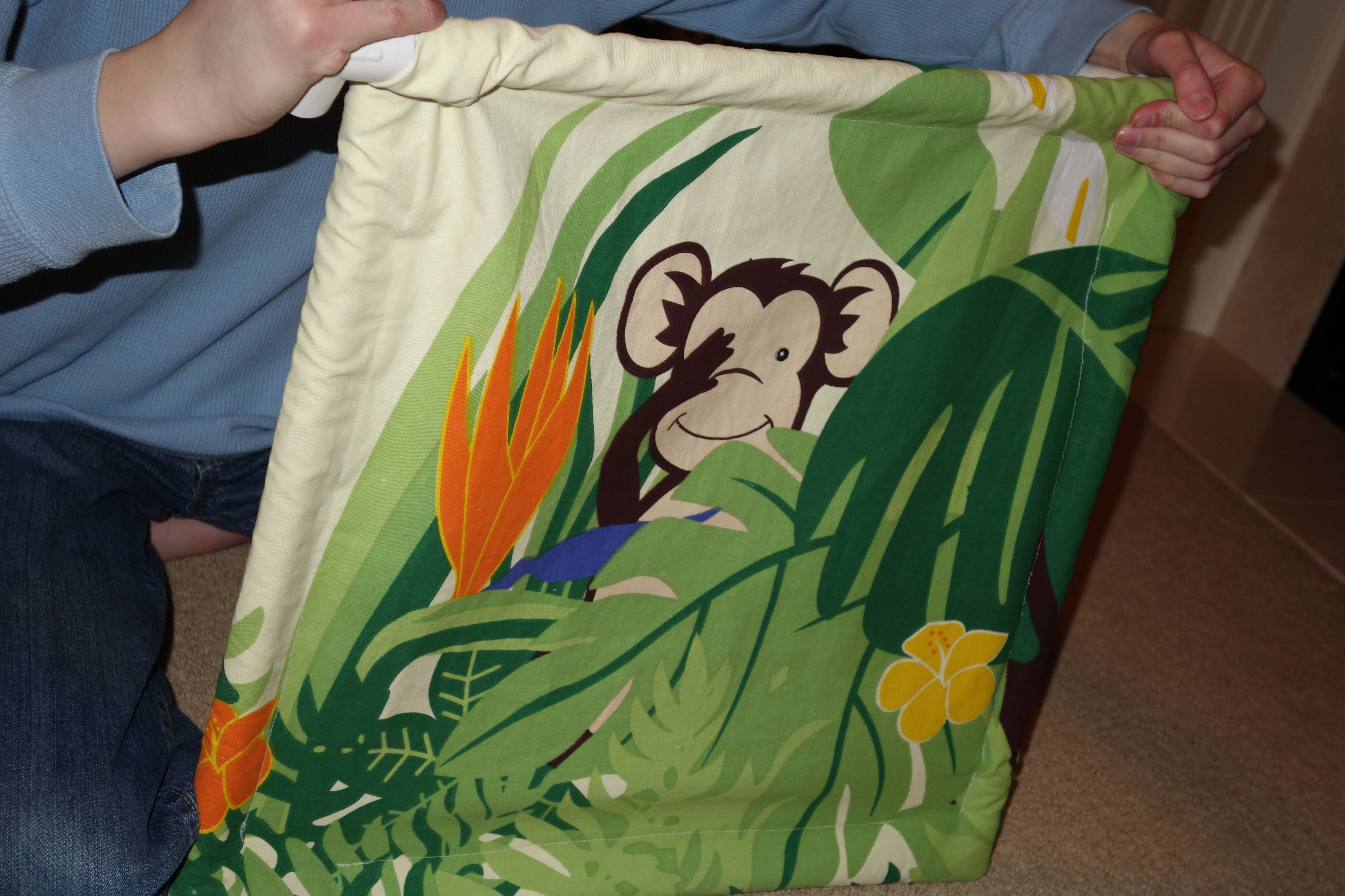 dog cot made from an old shower curtain DIY